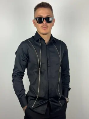 CAMASA NEAGRA CU FERMOARE METALICE
